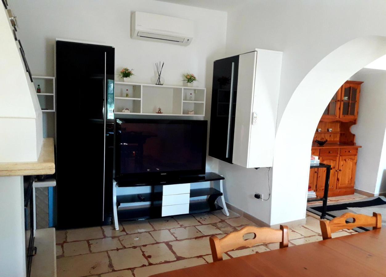 צ'יסטרנינו Villa Il Leccio - Trulli מראה חיצוני תמונה